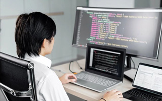 阜宁 ,php声明和调用变量的符号是什么？